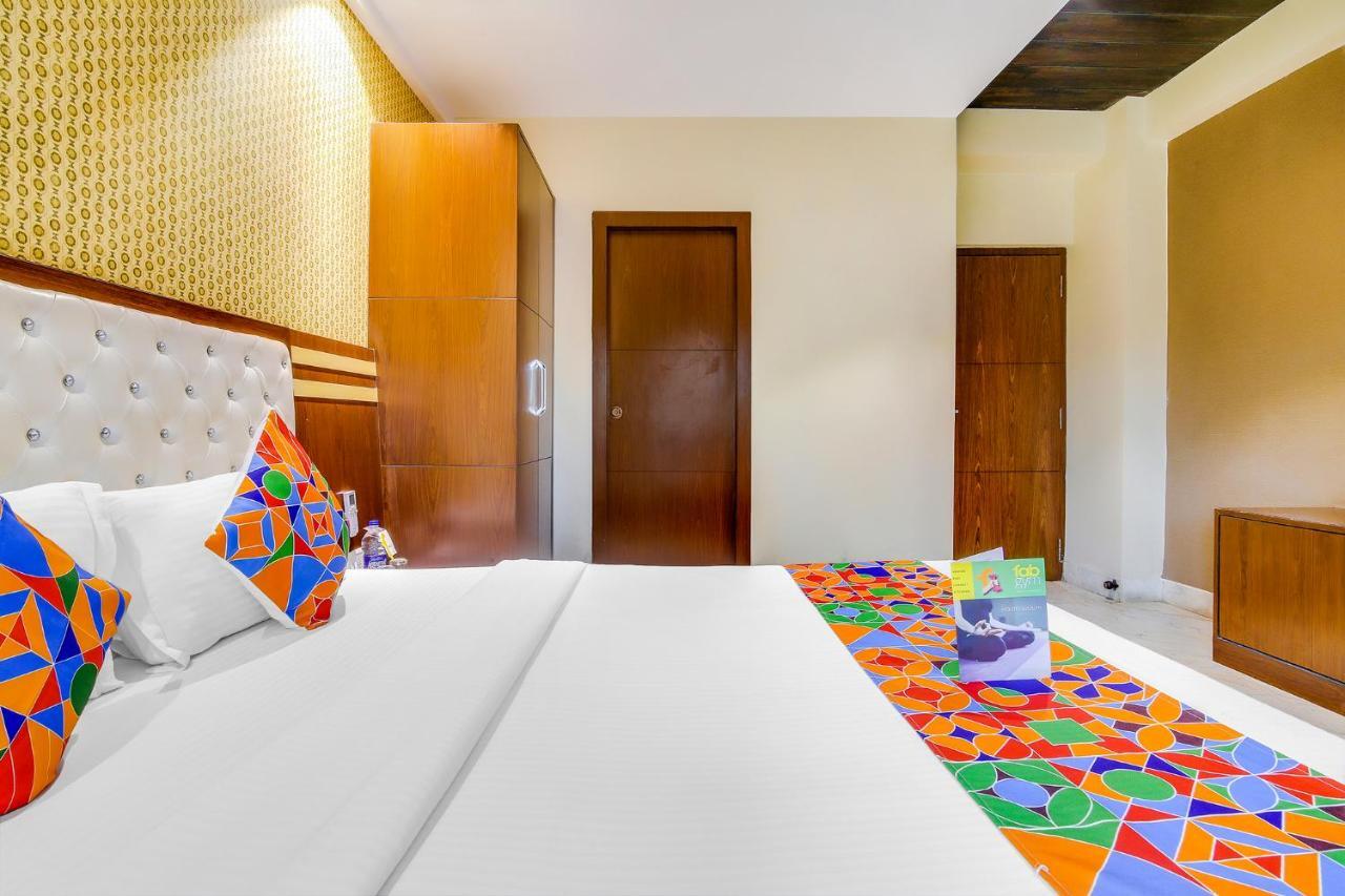 Fabhotel Luxor - Nr Acropolis Mall Jadabpur ภายนอก รูปภาพ